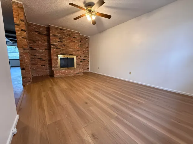 Photo 2 — 5513 16th Street, Lubbock, TX 79416