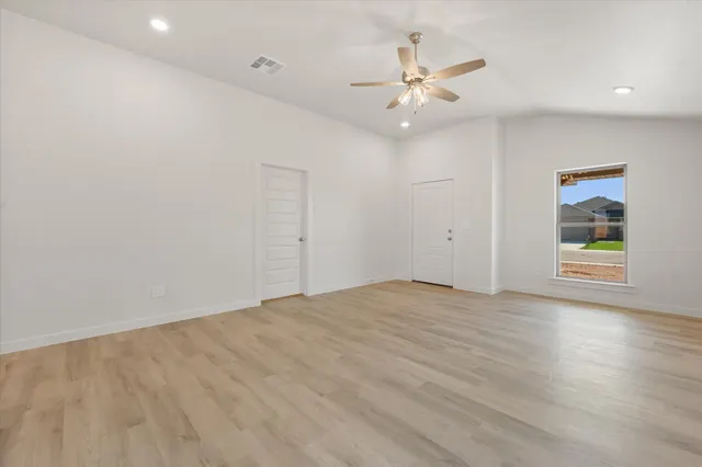 Photo 7 — 6313 Venita Avenue, Lubbock, TX 79407