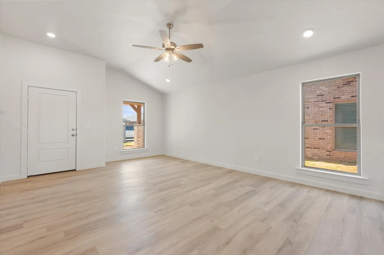 Photo 9 — 6313 Venita Avenue, Lubbock, TX 79407