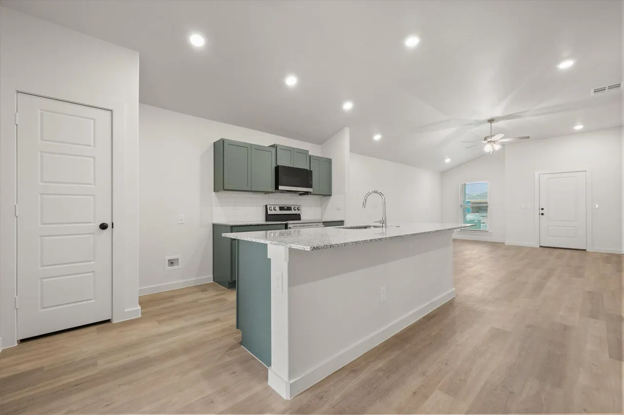Photo 13 — 15420 Fulton Avenue, Lubbock, TX 79424