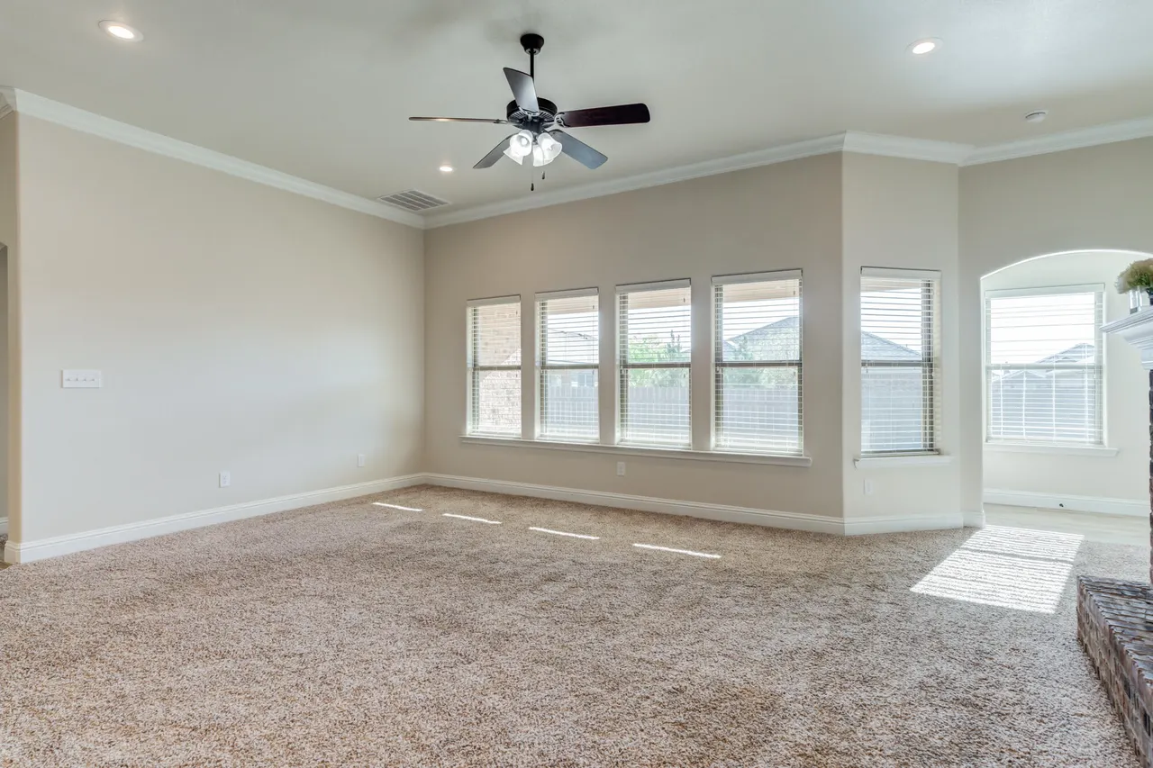 Photo 6 — 9303 Turner Avenue, Lubbock, TX 79424
