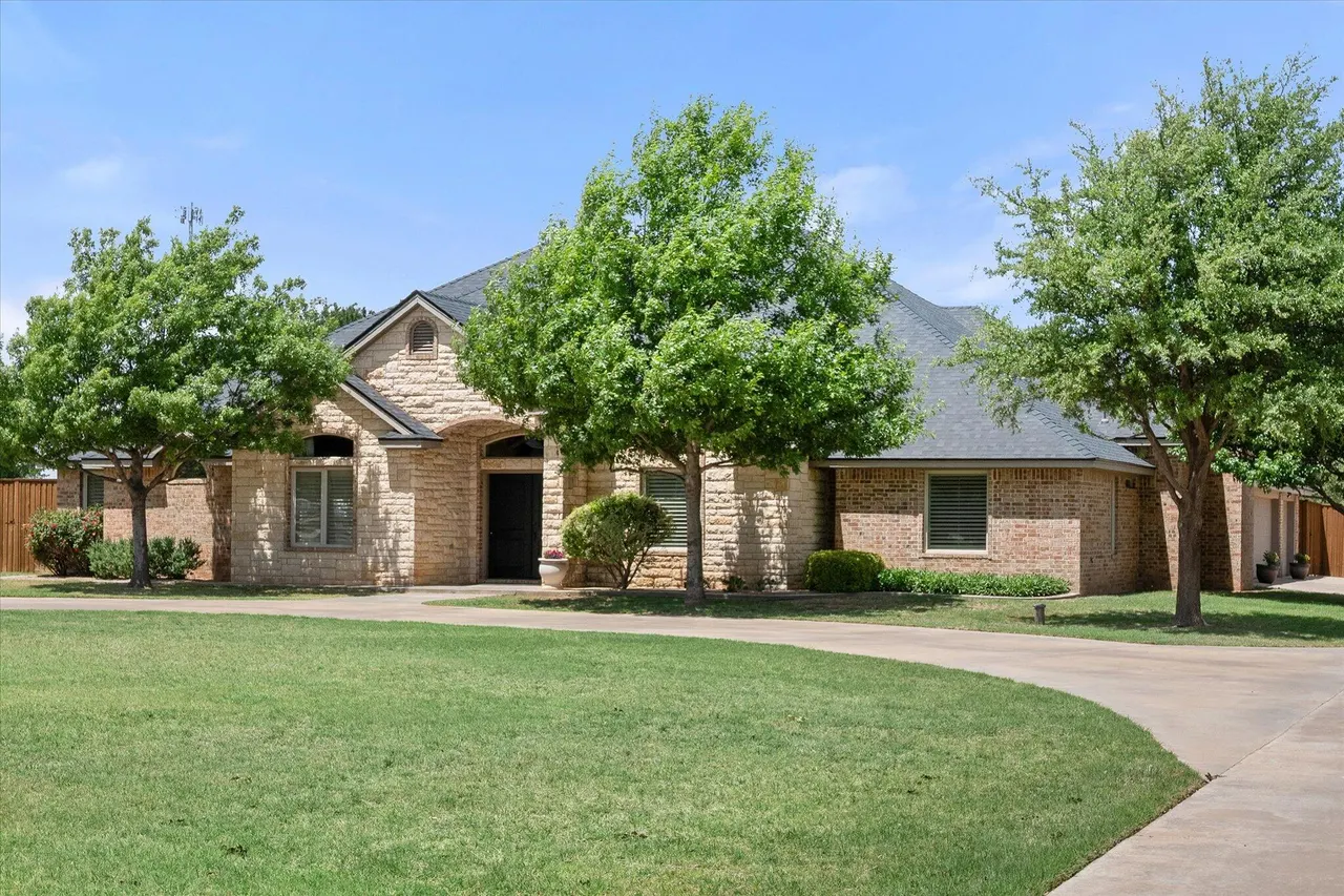 Photo 2 — 5506 152nd Street, Lubbock, TX 79424