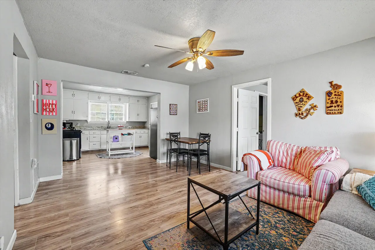 Photo 4 — 2811 35th Street, Lubbock, TX 79413
