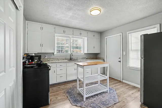 Photo 6 — 2811 35th Street, Lubbock, TX 79413