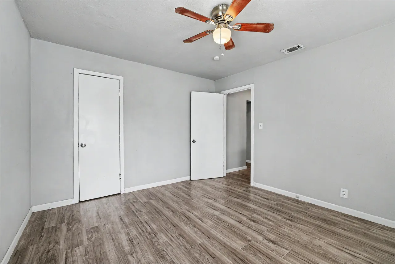 Photo 16 — 2811 35th Street, Lubbock, TX 79413