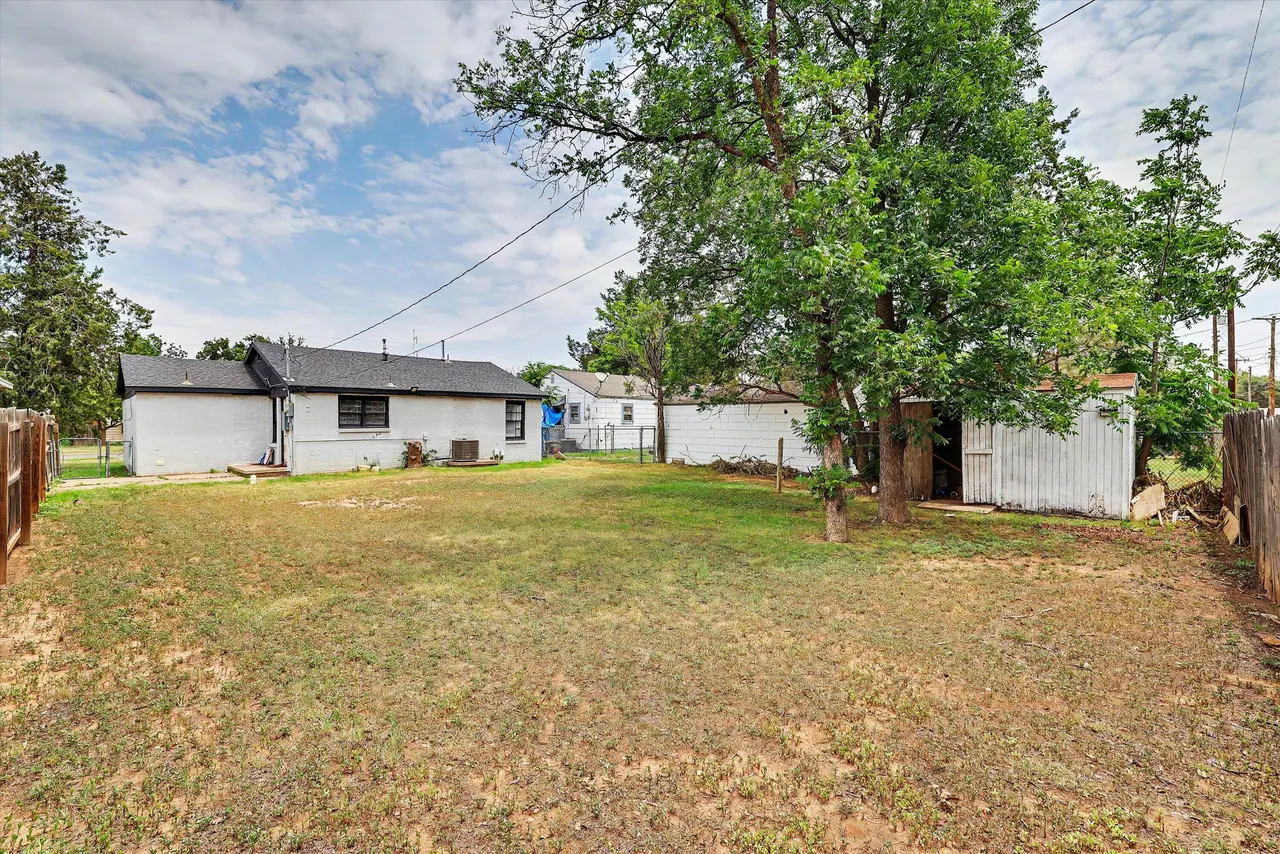 Photo 19 — 2811 35th Street, Lubbock, TX 79413