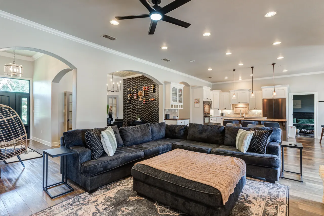 Photo 11 — 3401 156th Street, Lubbock, TX 79423