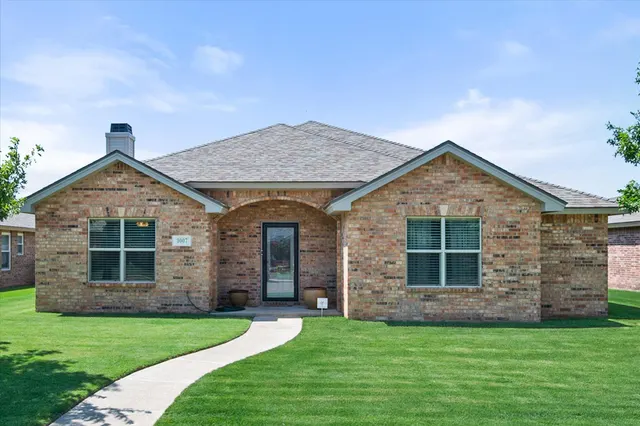 Photo 2 — 3007 111th Street, Lubbock, TX 79423