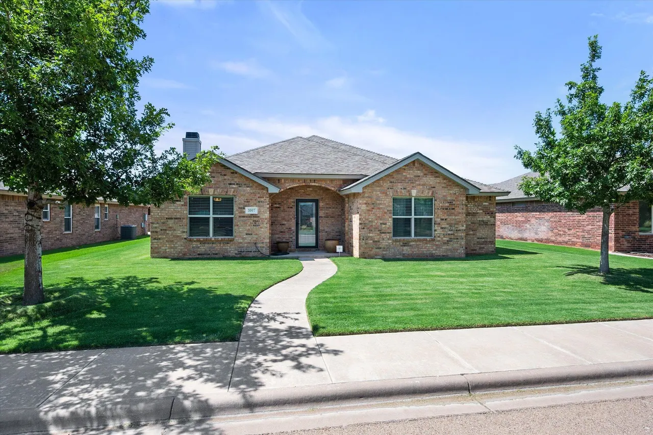 Photo 4 — 3007 111th Street, Lubbock, TX 79423