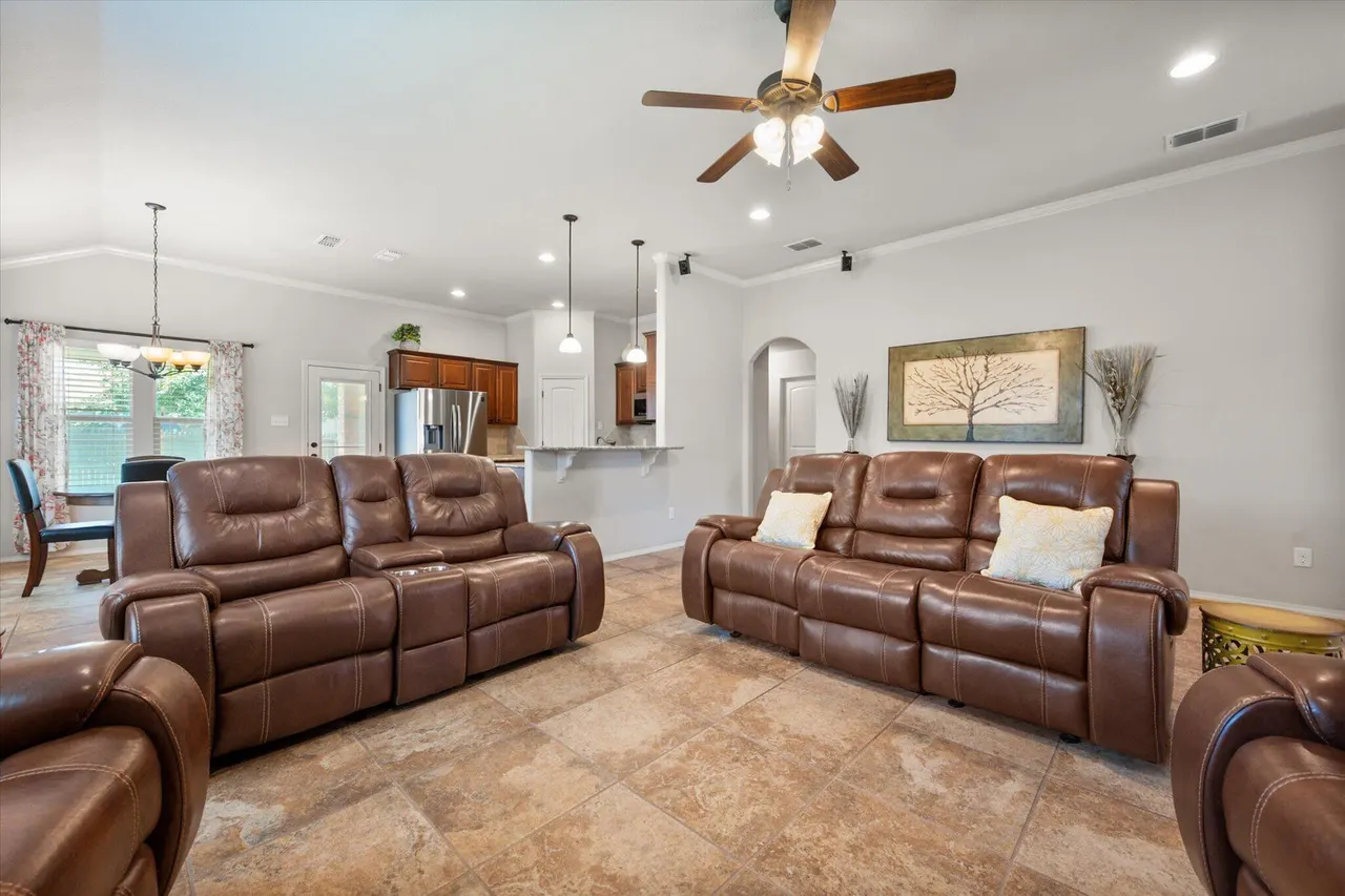 Photo 9 — 3007 111th Street, Lubbock, TX 79423