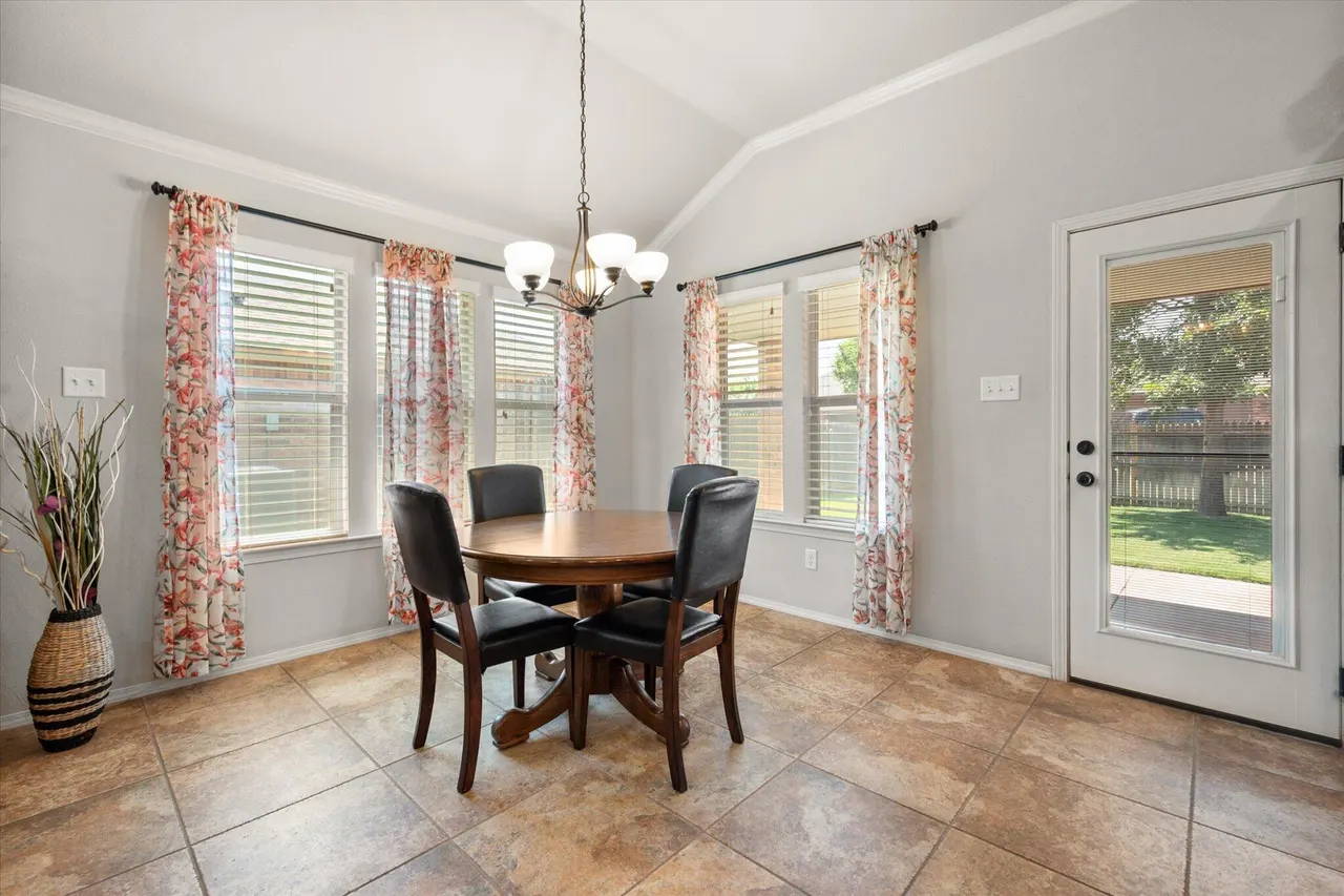 Photo 12 — 3007 111th Street, Lubbock, TX 79423