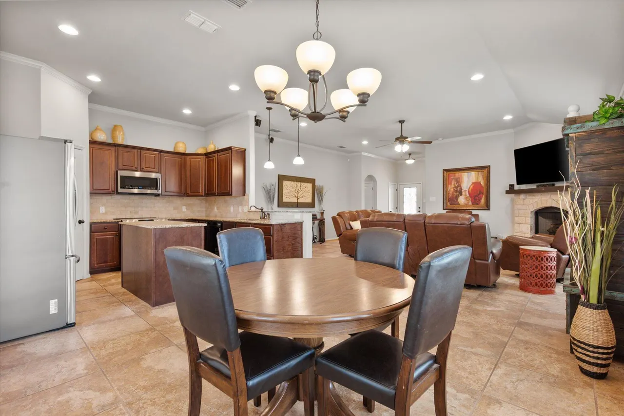 Photo 13 — 3007 111th Street, Lubbock, TX 79423