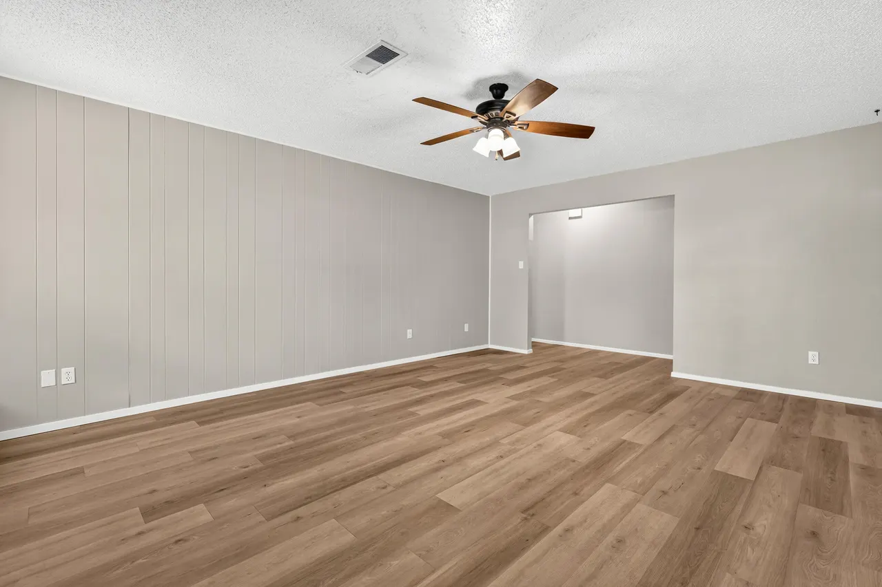 Photo 11 — 4826 9th Street, Lubbock, TX 79416