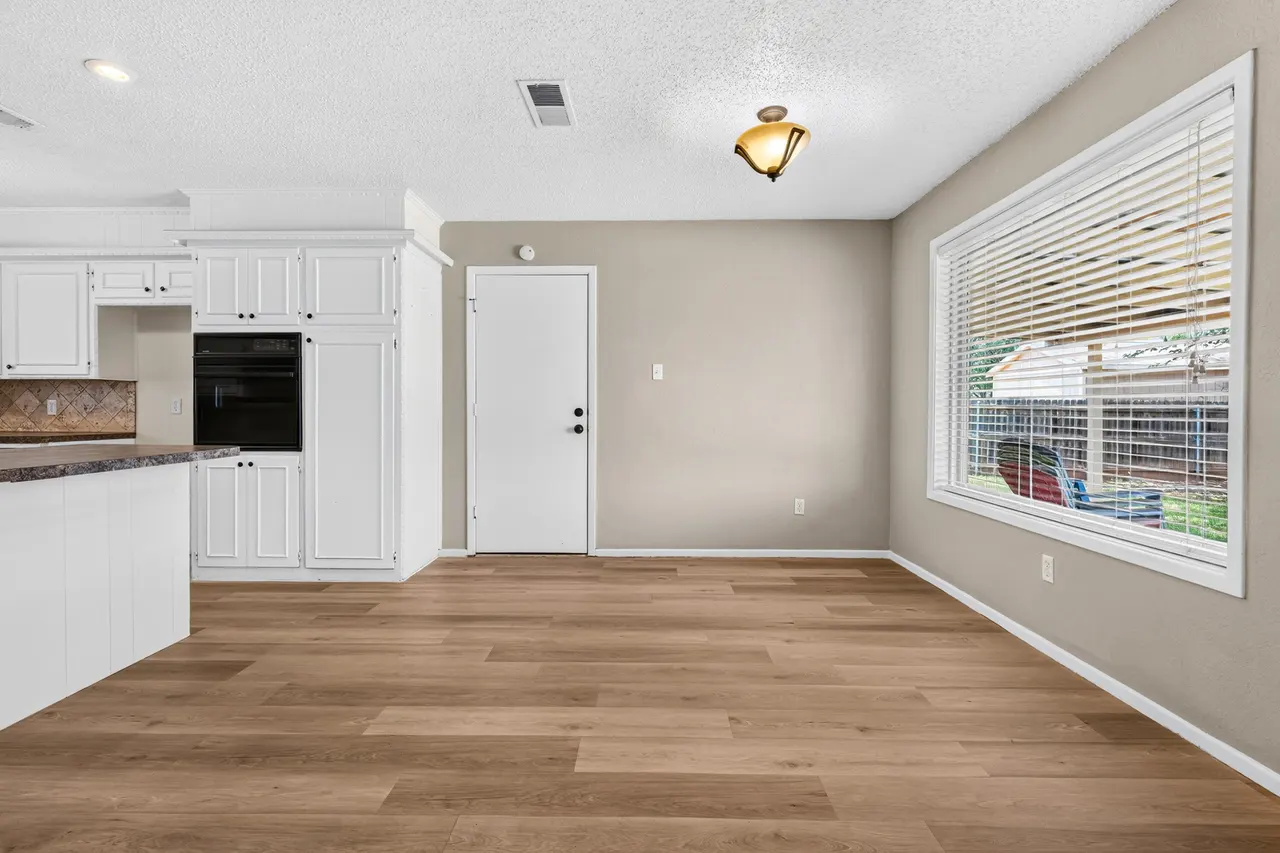 Photo 13 — 4826 9th Street, Lubbock, TX 79416