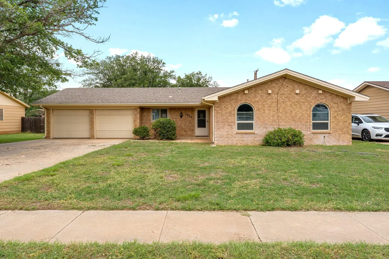 Photo 3 — 4826 9th Street, Lubbock, TX 79416
