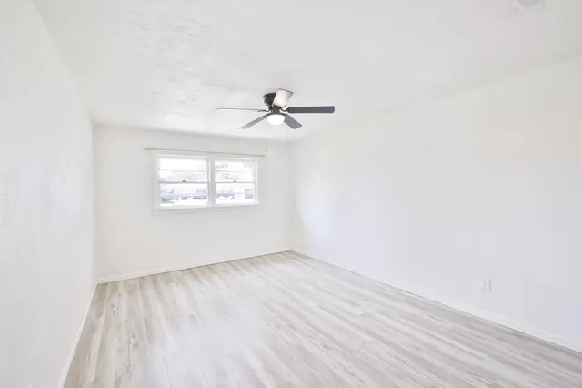 Photo 8 — 3812 31st Street, Lubbock, TX 79410