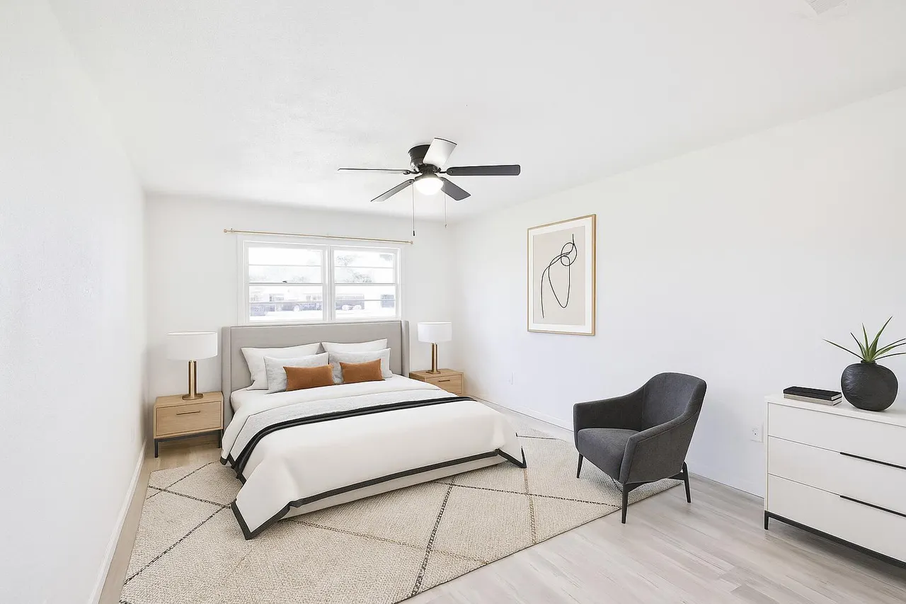 Photo 9 — 3812 31st Street, Lubbock, TX 79410