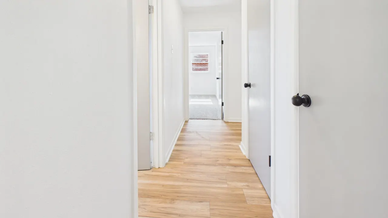Photo 10 — 4914 48th Street, Lubbock, TX 79414