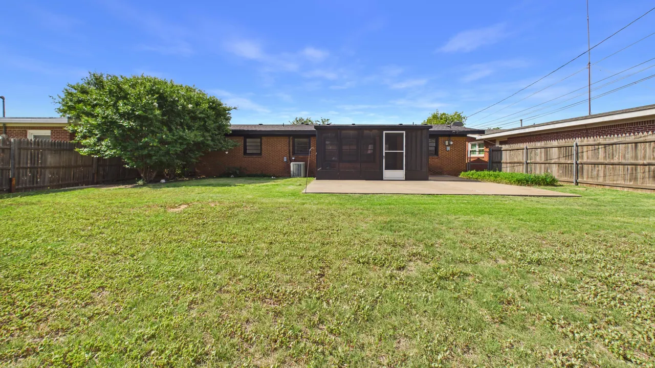 Photo 23 — 4914 48th Street, Lubbock, TX 79414