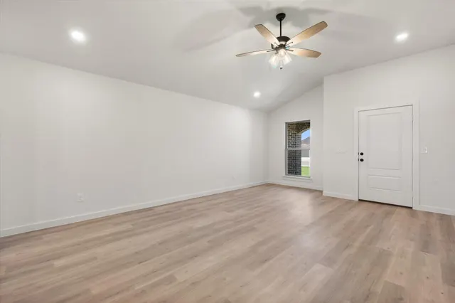 Photo 8 — 1310 Saratoga Avenue, Lubbock, TX 79416