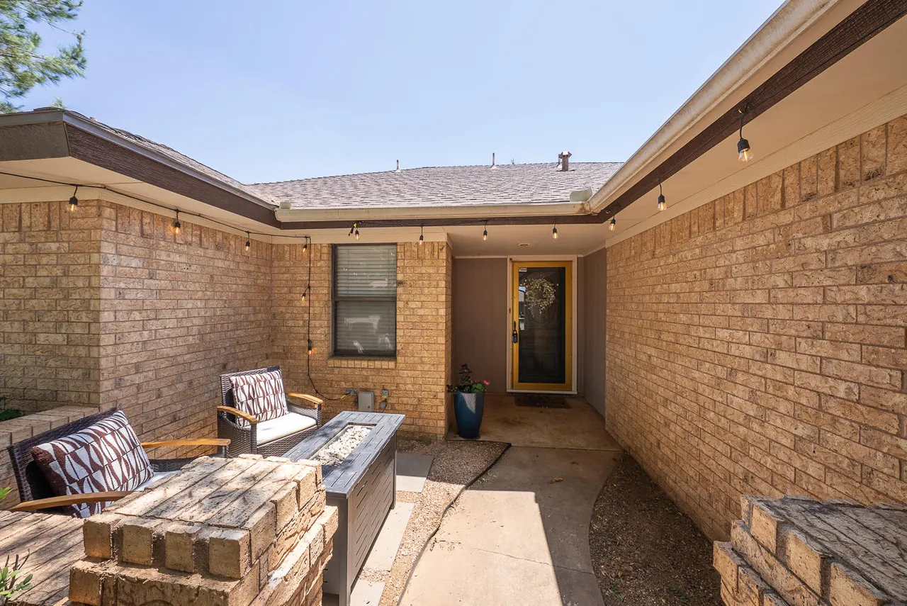 Photo 21 — 506 N Granby Avenue, Lubbock, TX 79416