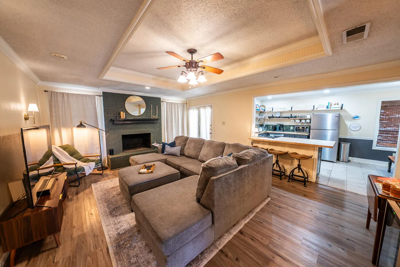 Photo 2 — 506 N Granby Avenue, Lubbock, TX 79416