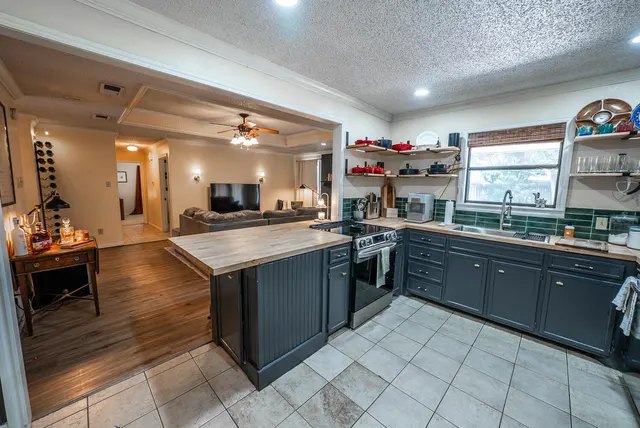 Photo 4 — 506 N Granby Avenue, Lubbock, TX 79416