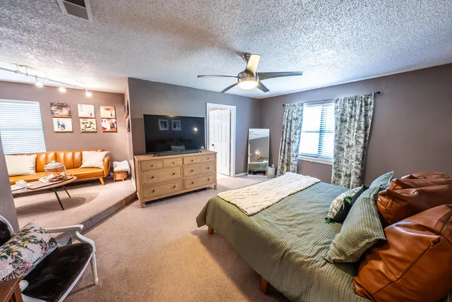 Photo 8 — 506 N Granby Avenue, Lubbock, TX 79416