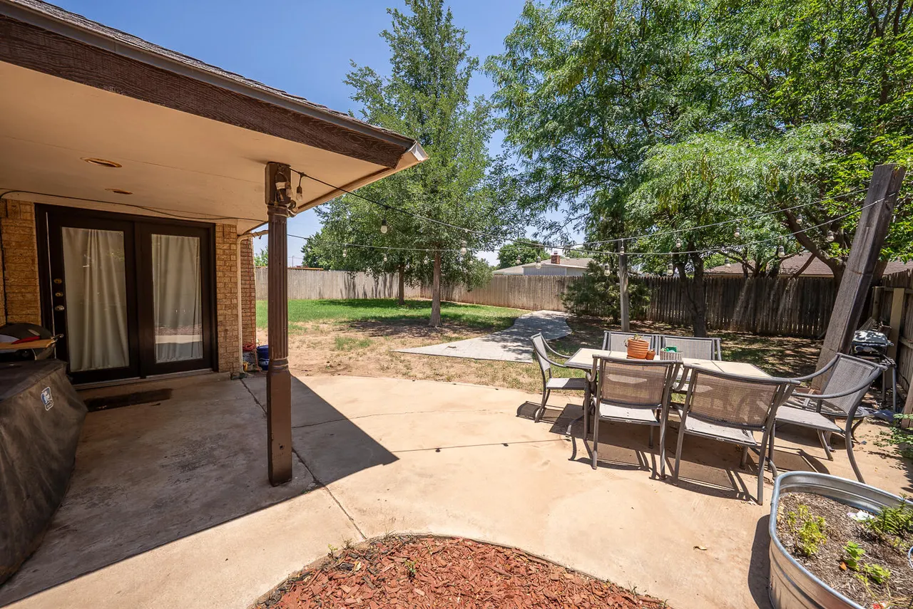 Photo 17 — 506 N Granby Avenue, Lubbock, TX 79416
