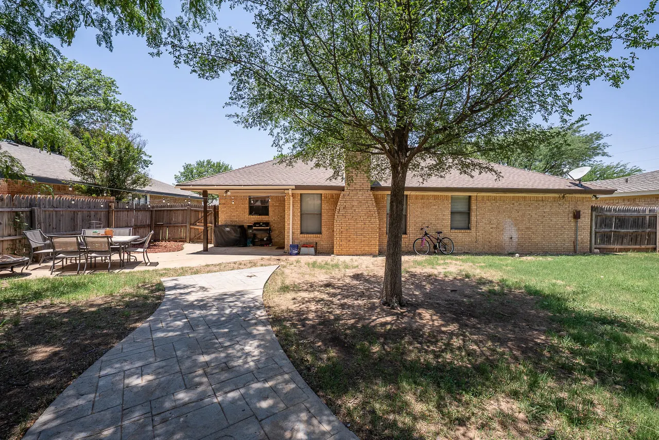 Photo 18 — 506 N Granby Avenue, Lubbock, TX 79416