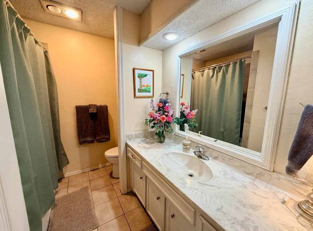 Photo 15 — 506 N Granby Avenue, Lubbock, TX 79416