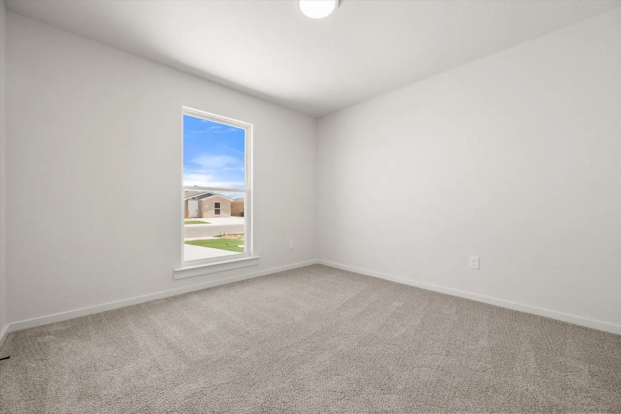 Photo 13 — 5519 Smith Street, Lubbock, TX 79416