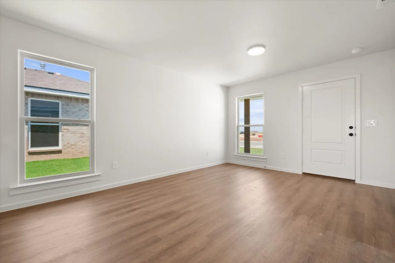 Photo 8 — 5519 Smith Street, Lubbock, TX 79416