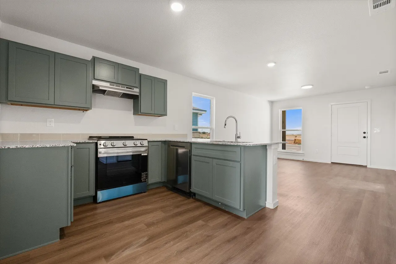 Photo 12 — 5519 Smith Street, Lubbock, TX 79416