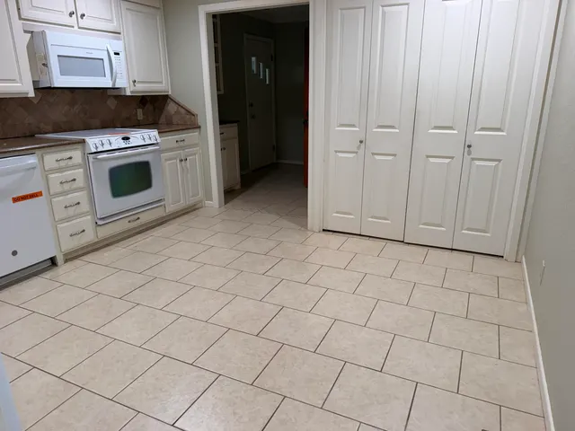 Photo 8 — 107 N 17th Street, Lamesa, TX 79331