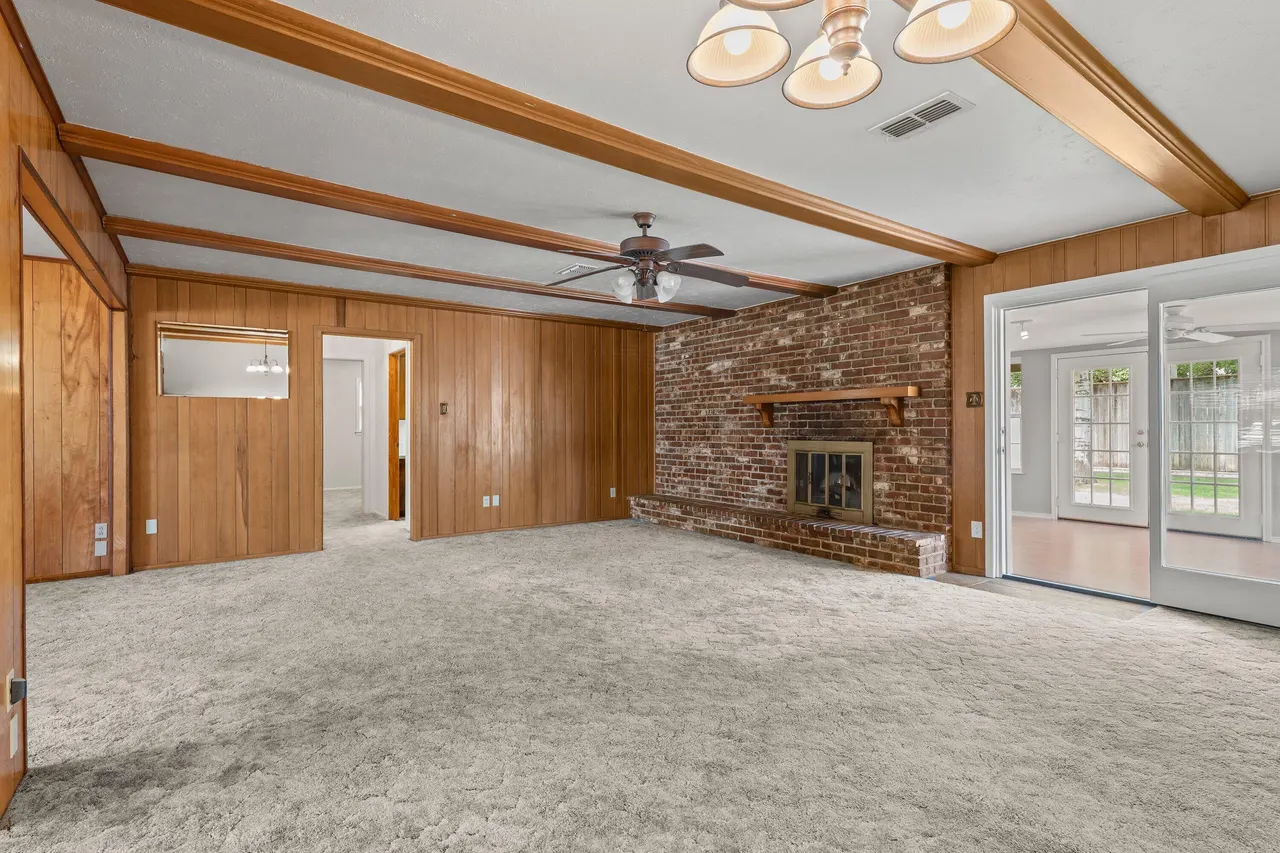 Photo 7 — 6006 Vernon Avenue, Lubbock, TX 79412