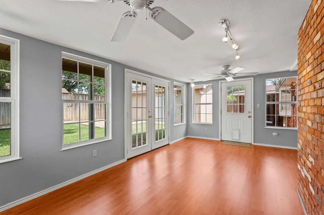 Photo 14 — 6006 Vernon Avenue, Lubbock, TX 79412