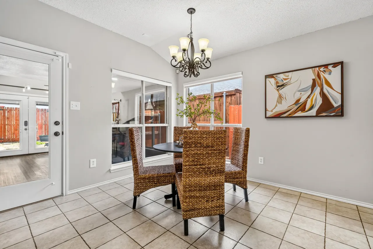 Photo 6 — 6217 18th Street, Lubbock, TX 79416
