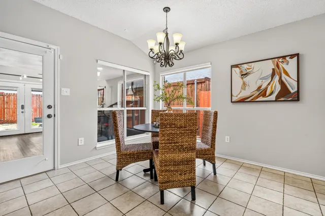 Photo 6 — 6217 18th Street, Lubbock, TX 79416