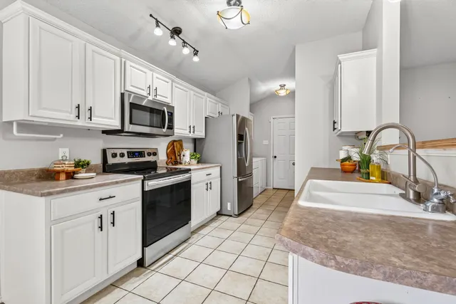 Photo 8 — 6217 18th Street, Lubbock, TX 79416