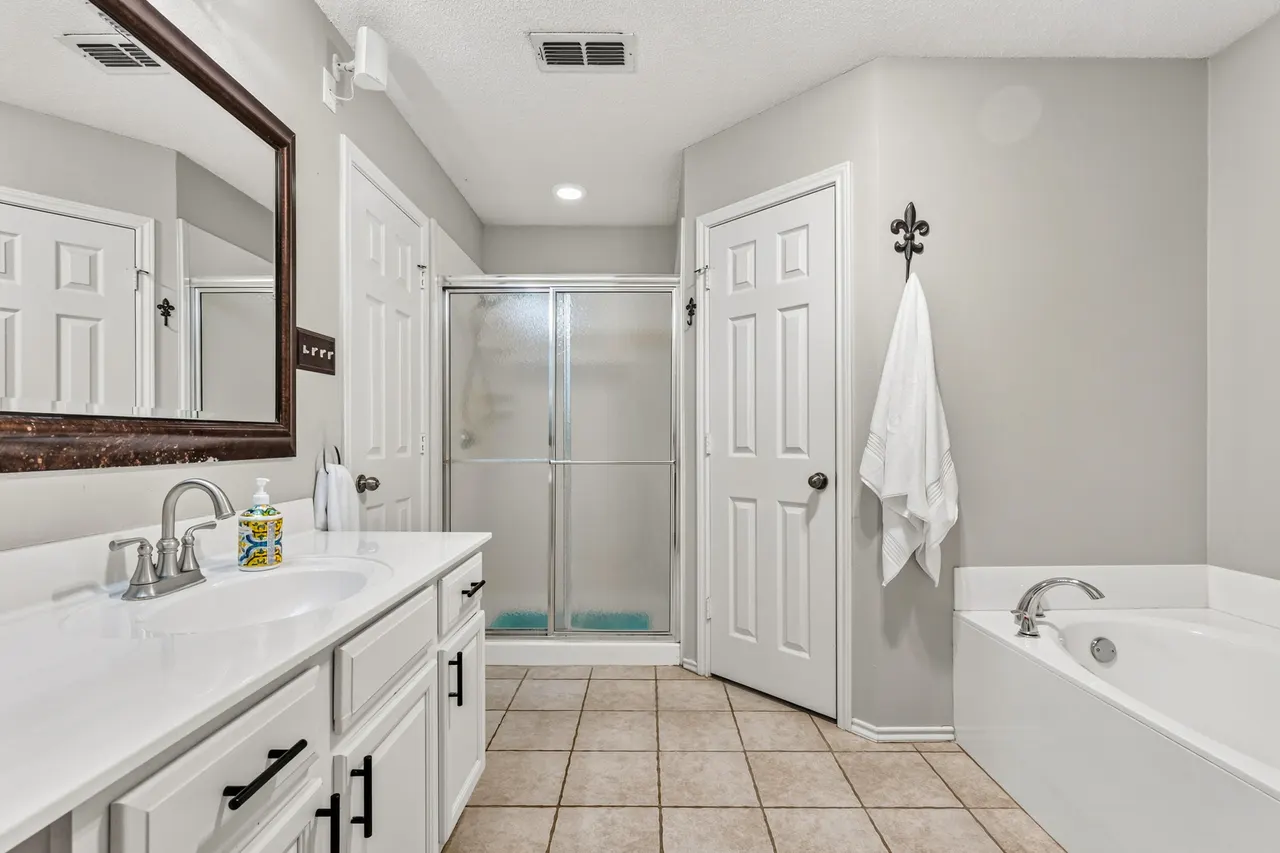 Photo 12 — 6217 18th Street, Lubbock, TX 79416