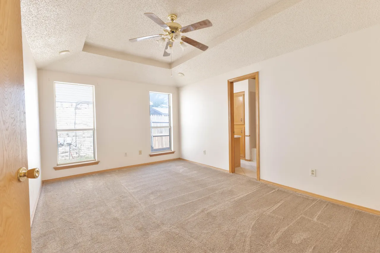 Photo 12 — 2214 91st Street, Lubbock, TX 79423