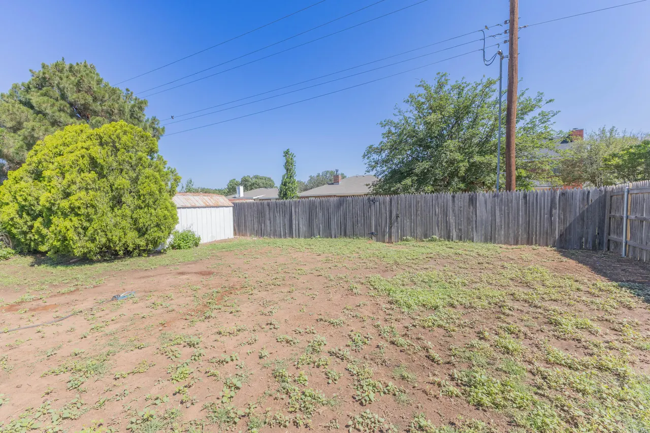 Photo 15 — 2214 91st Street, Lubbock, TX 79423