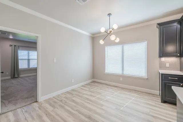 Photo 6 — 6906 16th Street, Lubbock, TX 79416