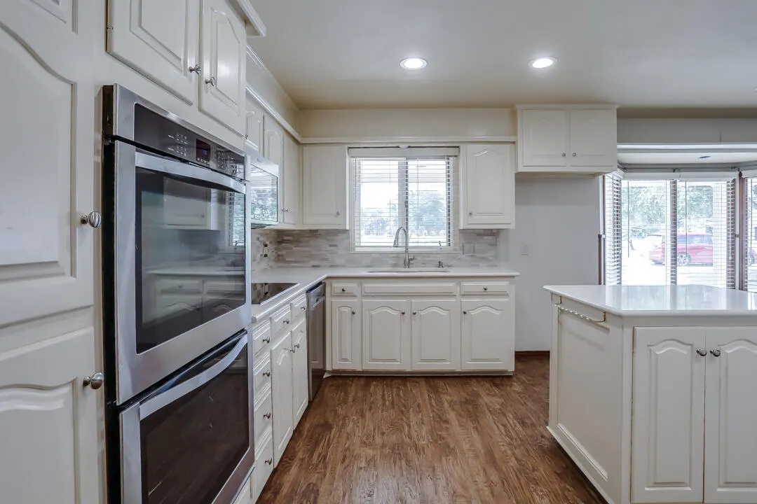 Photo 13 — 3708 76th Street, Lubbock, TX 79423