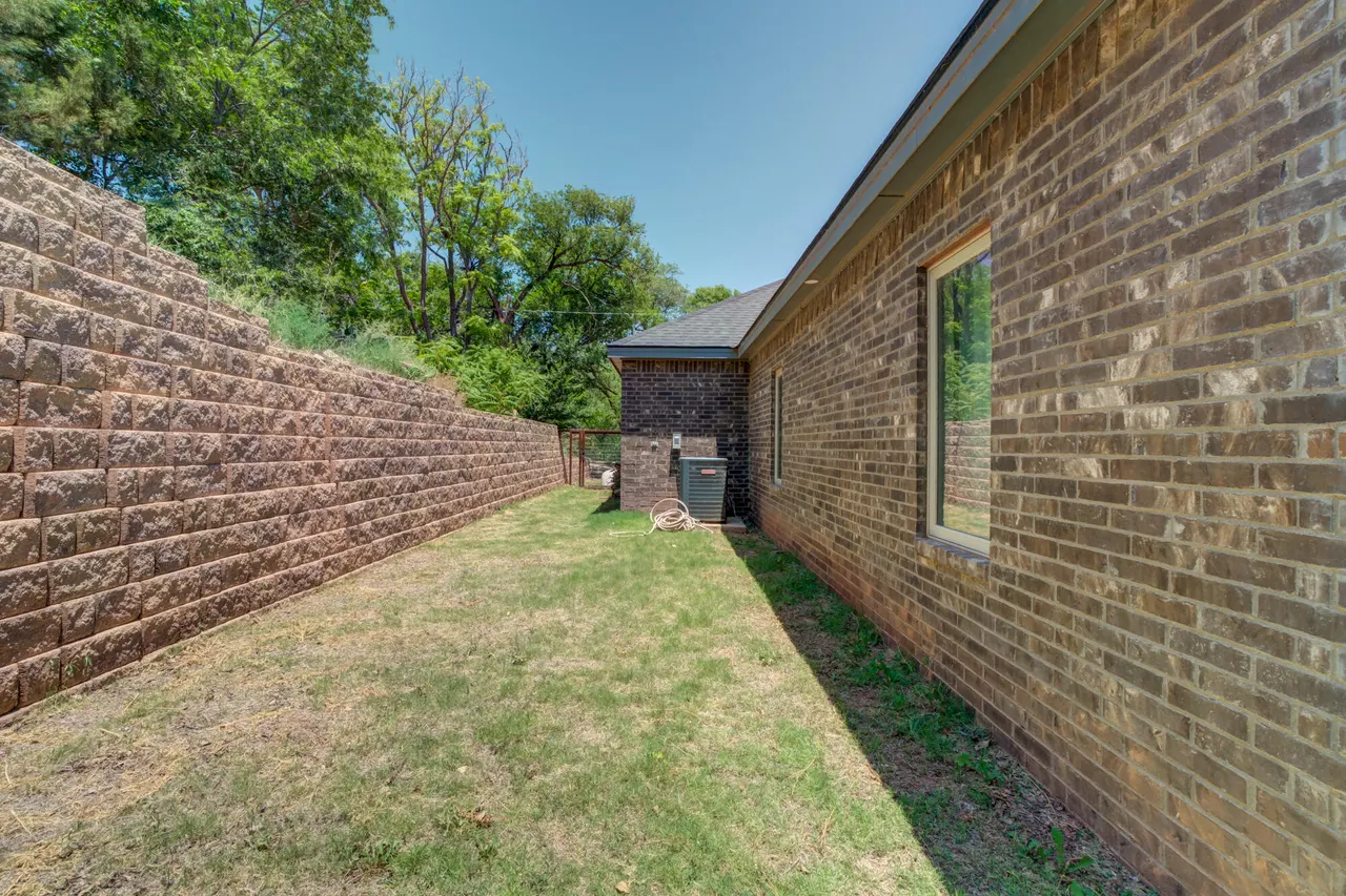 Photo 39 — 151 Pony Express Trail, Lubbock, TX 79404