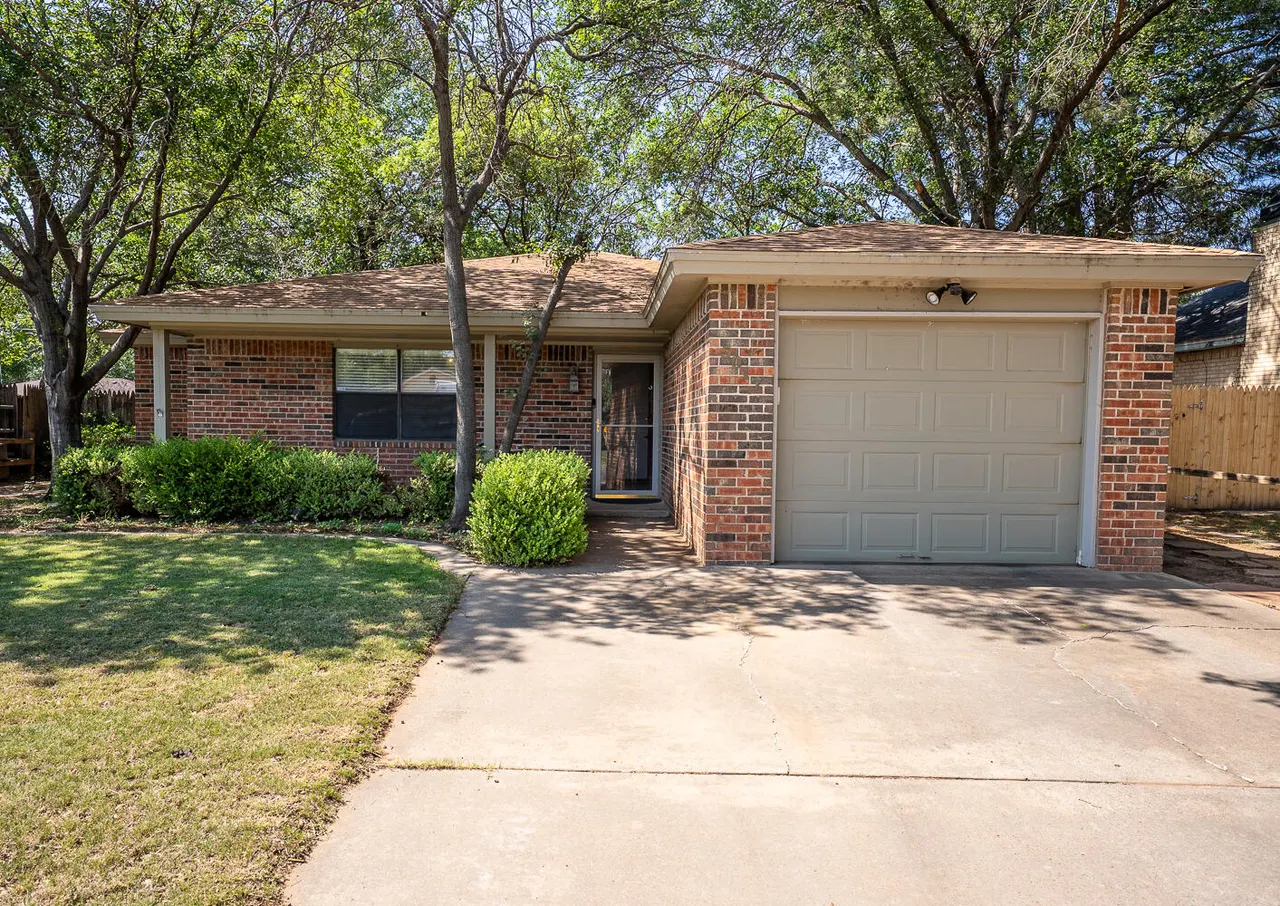 Photo 15 — 5017 62nd Street, Lubbock, TX 79414