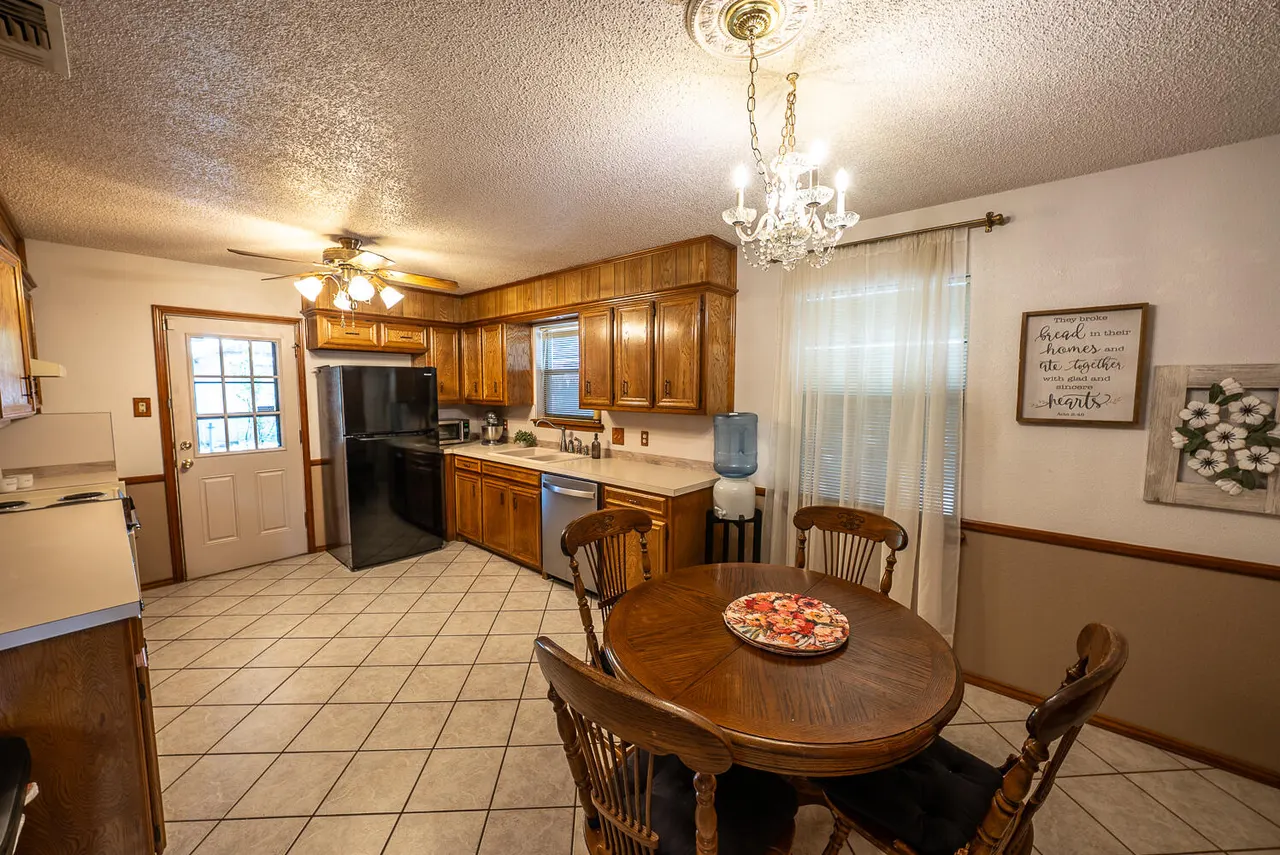 Photo 3 — 5017 62nd Street, Lubbock, TX 79414