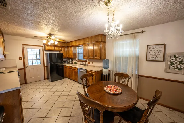 Photo 3 — 5017 62nd Street, Lubbock, TX 79414