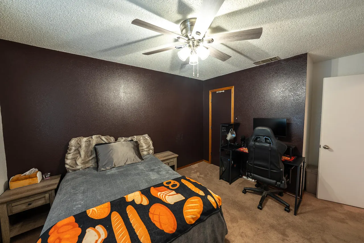 Photo 12 — 5017 62nd Street, Lubbock, TX 79414